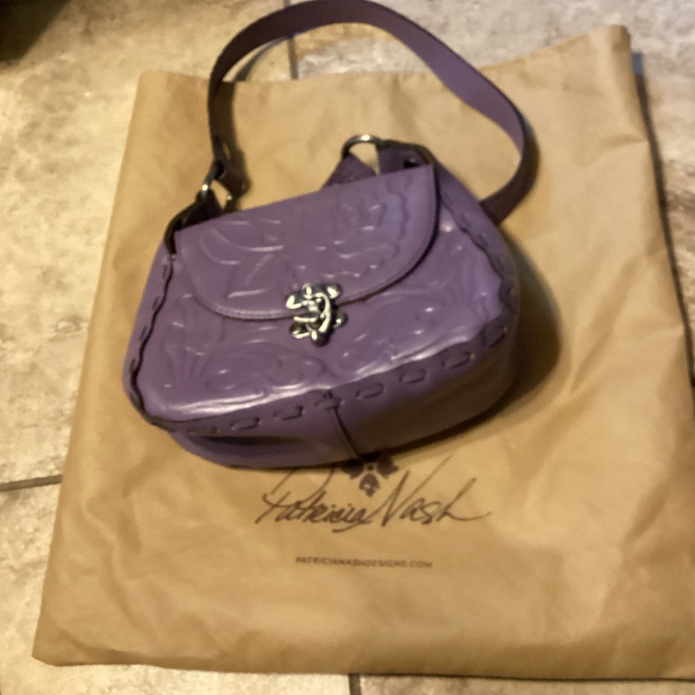 Patricia Nash Leather Micaela shoulder bag!